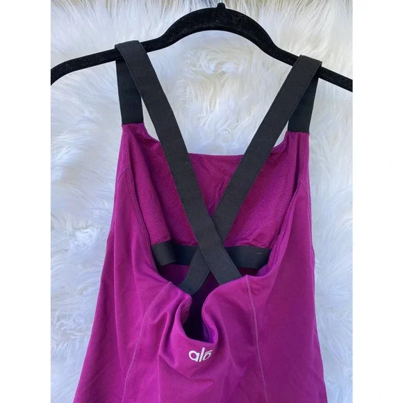 Alo yoga elevate tank top - Picture 4 of 5